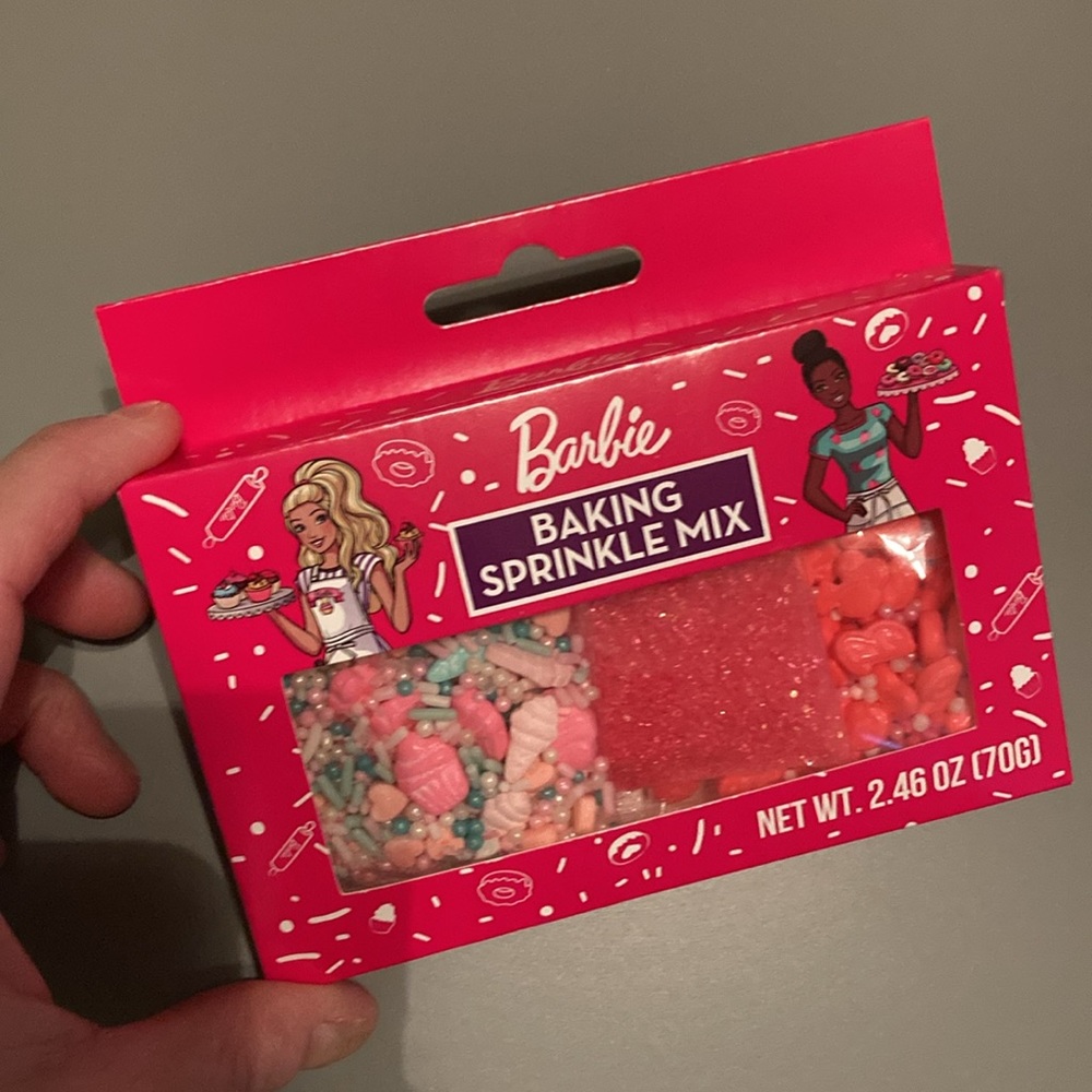 Come On Barbie Let’s Go Party! Baking Sprinkle Mix for Cakes, Cookies, Cupcakes - Picture 4 of 8